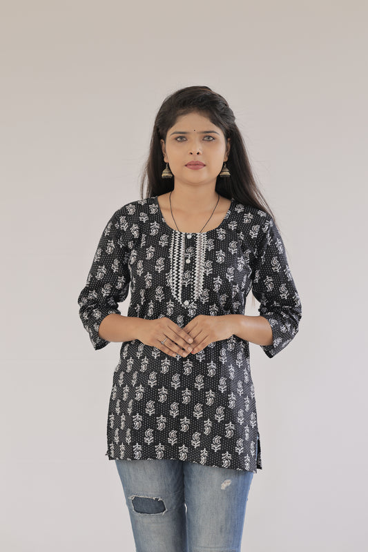 Classic Black Cotton Kurti – Perfect for Office & Casual Wear